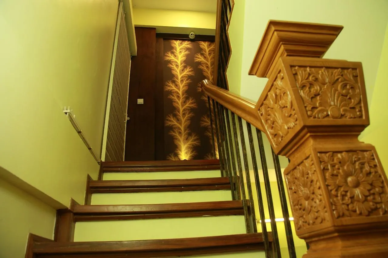 **  יאנגון Sule Sapphire Inn מיאנמר